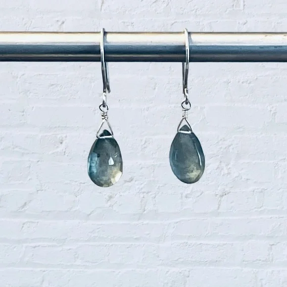 SOLD Moss Aquamarine Drop Earrings - Picture 2 of 3